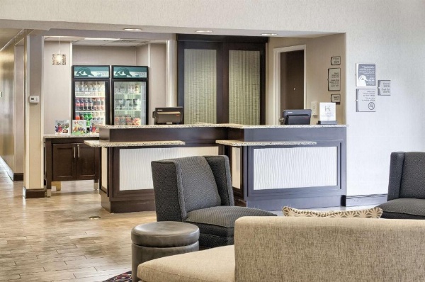 Homewood Suites By Hilton Mobile image 13
